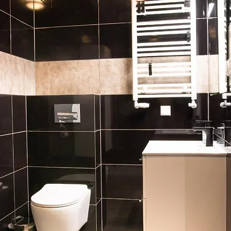 Osada Sluszewo - Restauracja Wydarzenia جنيفينو