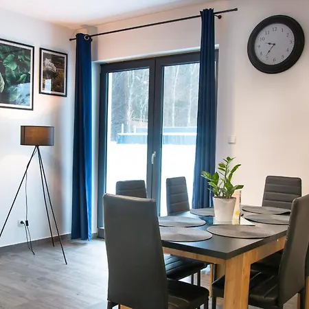 Osada Sluszewo - Restauracja Wydarzenia * جنيفينو