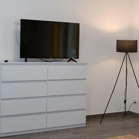 Osada Sluszewo - Restauracja Wydarzenia منتجع جنيفينو