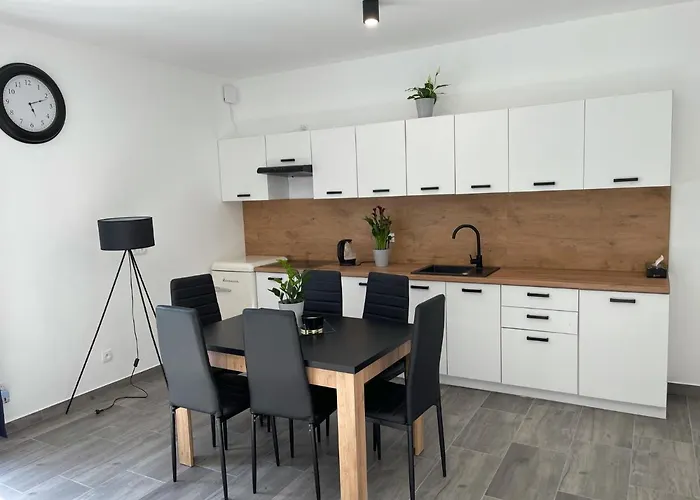 Osada Sluszewo - Restauracja Wydarzenia リゾート