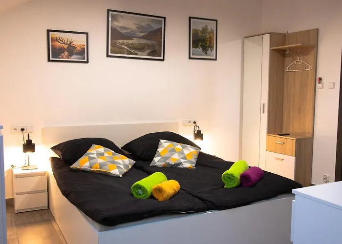 Osada Sluszewo - Restauracja Wydarzenia リゾート グニエビノ